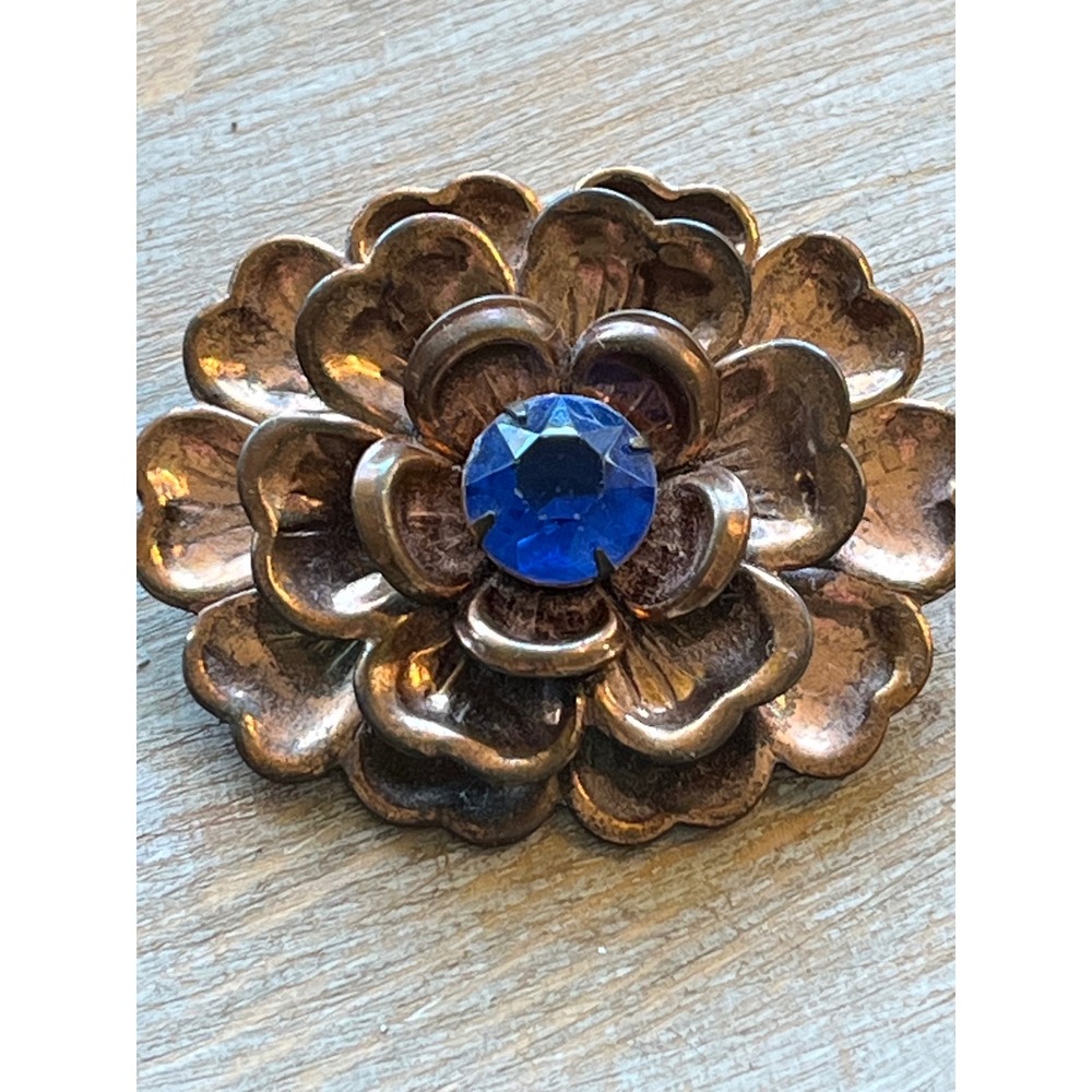 Copper Tone Layered Flower Brooch Cobalt Blue Vintage Rhinestone Center Pin
